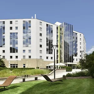 Novina Südwestpark Hotel